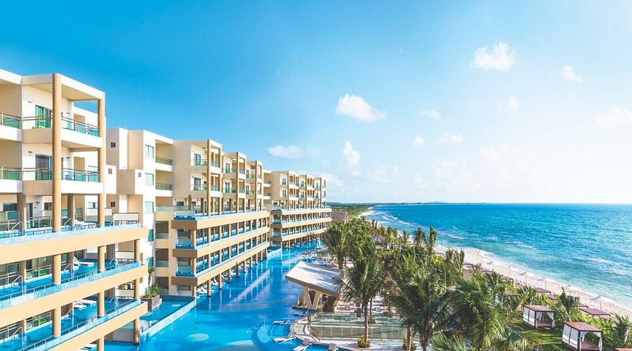 Generations Riviera Maya all-suite oceanfront resort with gourmet inclusive concept, family suites, and butler service near Puerto Morelos.